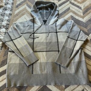 Super soft sweatshirt with hood